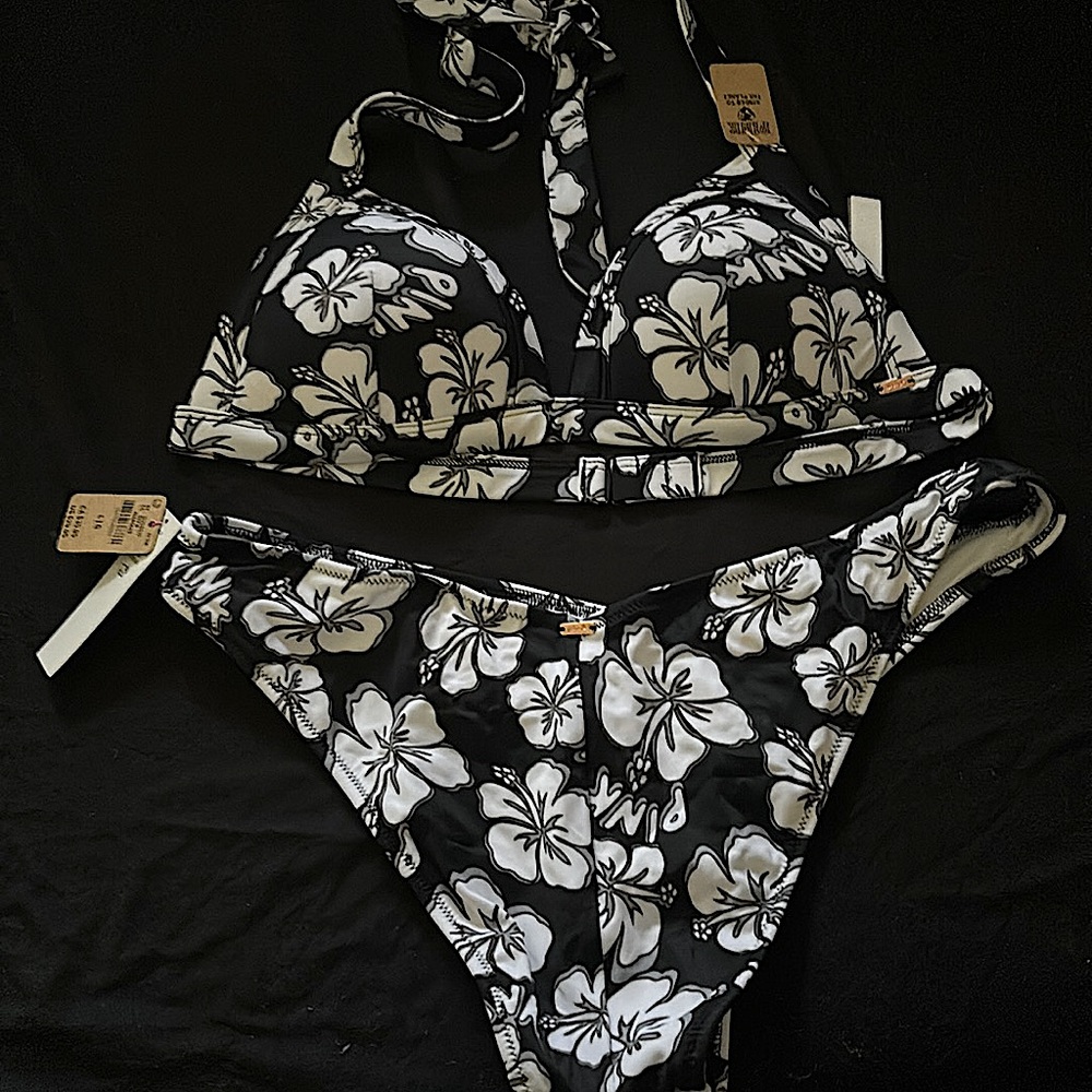 NWT VS PINK FLORAL BIKINI